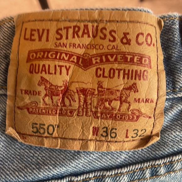 Levi’s Relaxed For 550 distressed Men’s Jeans - Picture 7 of 7